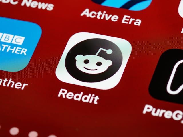 Reddit Sues Anthropic Over AI Scraping of User Content
